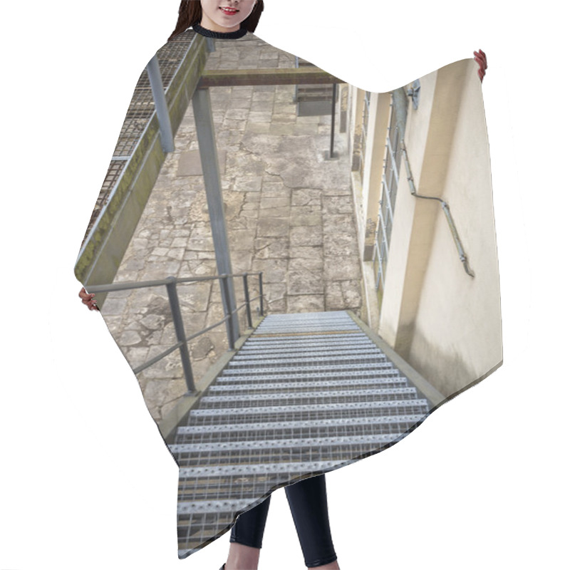 Personality  Fire Stairs Hair Cutting Cape