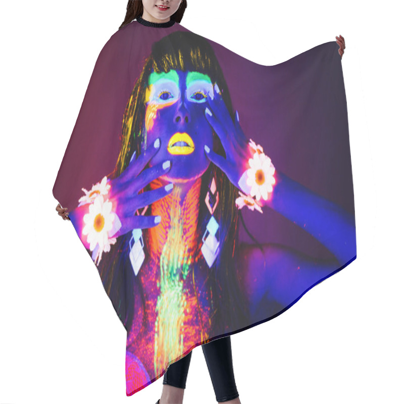 Personality  Girl Neon Light Hair Cutting Cape