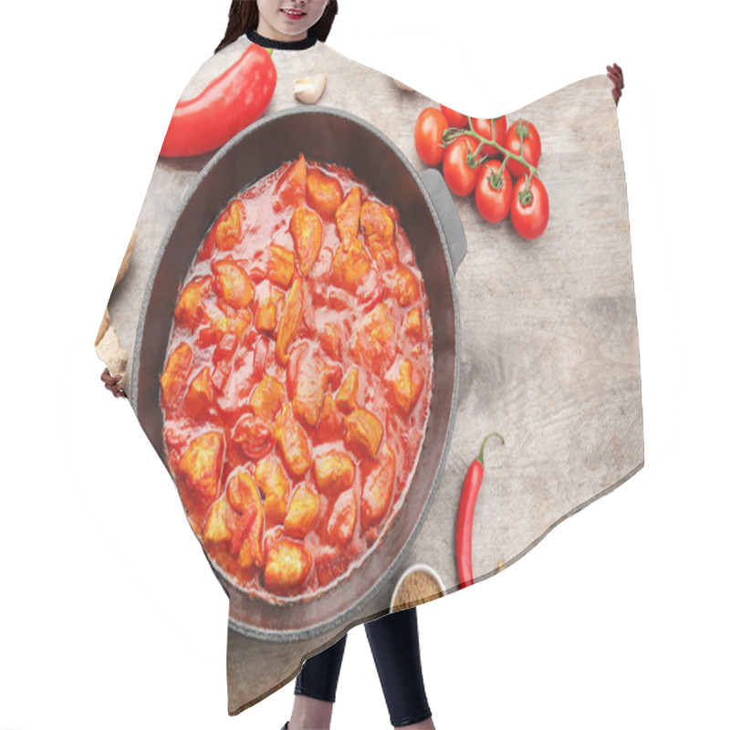 Personality  Frying Pan With Delicious Chicken Tikka Masala On Wooden Table Hair Cutting Cape