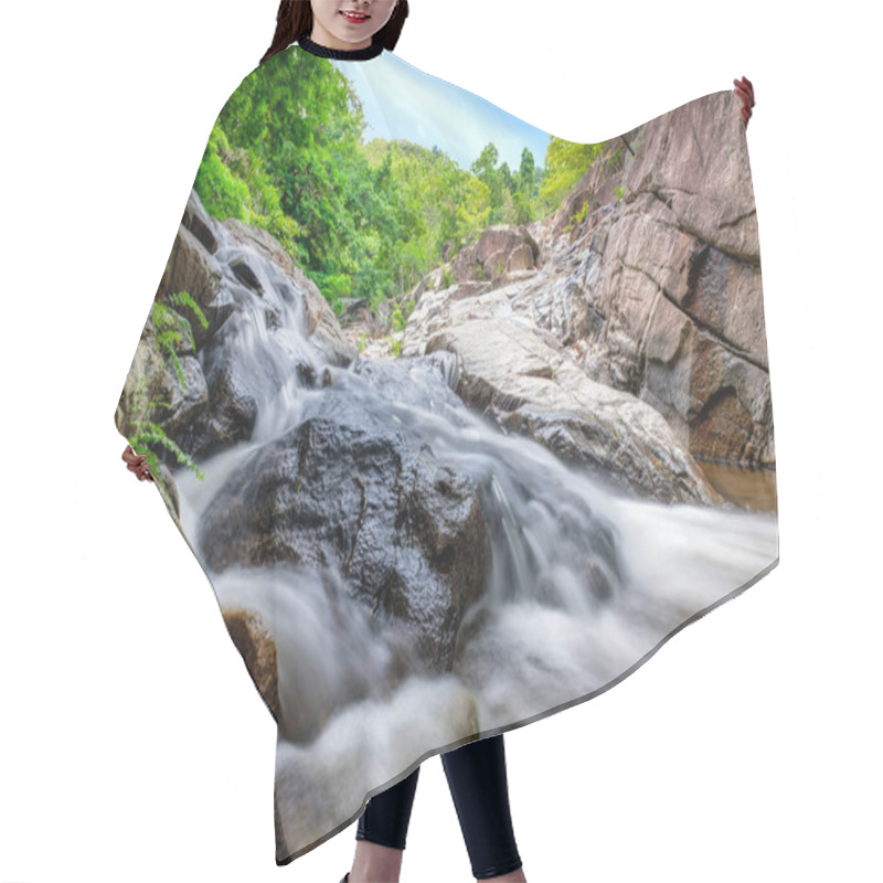 Personality  Huai Yang Waterfall Tropical Rainforest In National Park Hair Cutting Cape