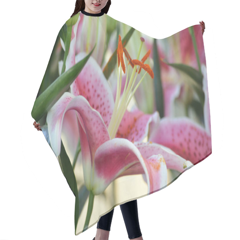 Personality  Speckled Lily In The Garden Hair Cutting Cape