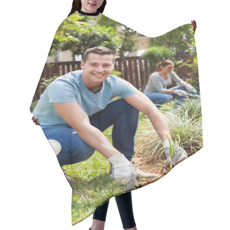 Personality  Man Planting With Wife Hair Cutting Cape