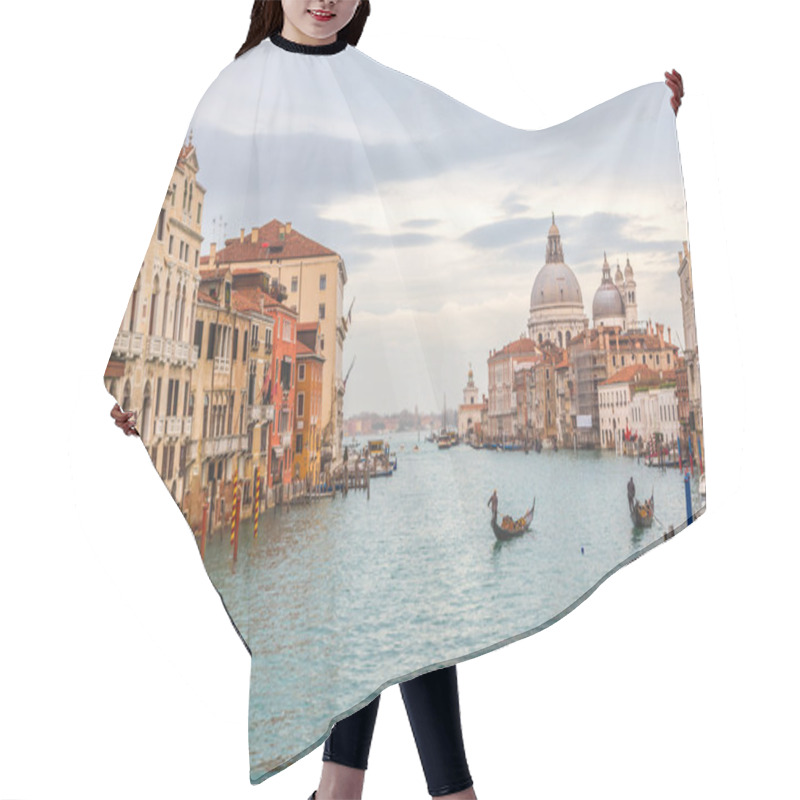 Personality  Basilica Di Santa Maria Hair Cutting Cape