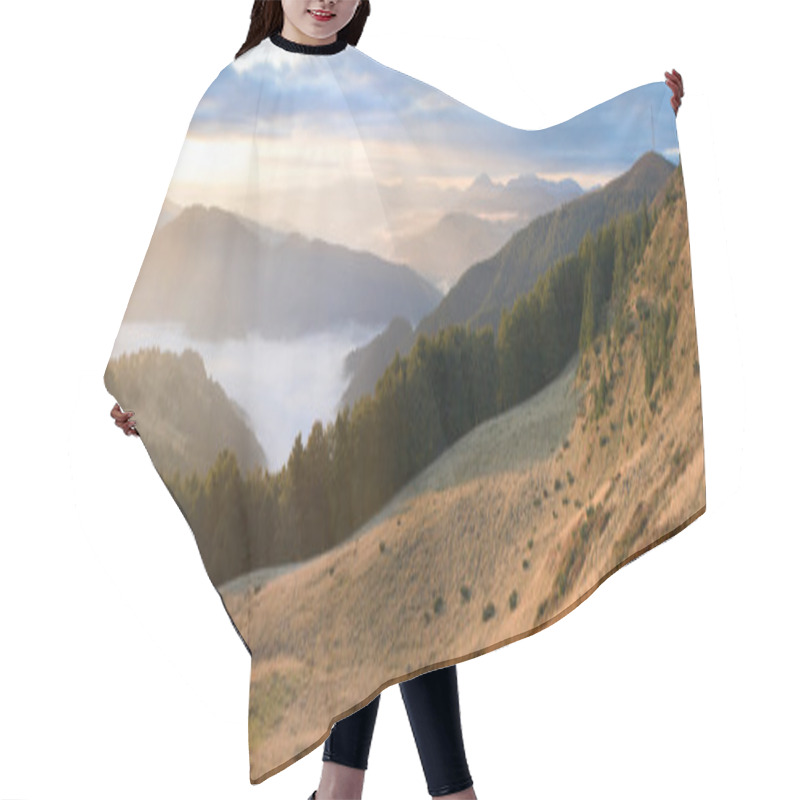 Personality  Autumn Morning Mountain View Hair Cutting Cape