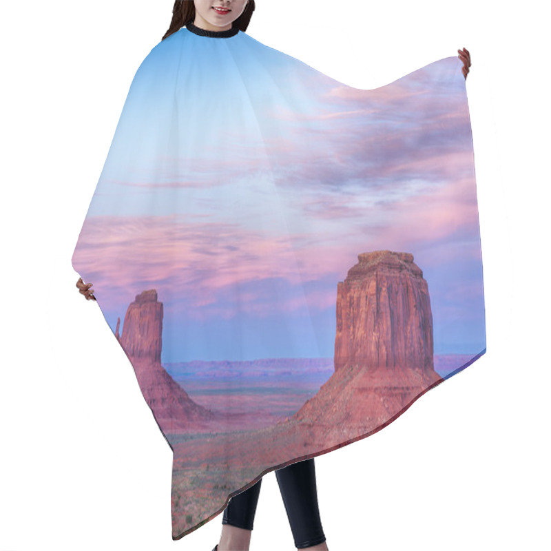 Personality  Monument Valley Hair Cutting Cape