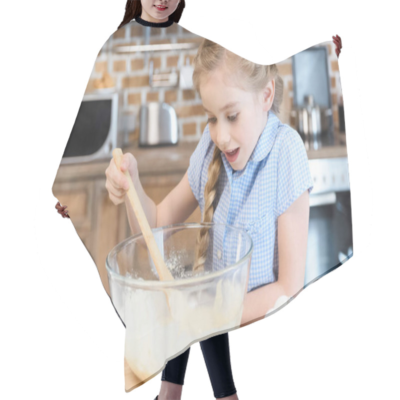 Personality  Little Girl Preparing Dough Hair Cutting Cape