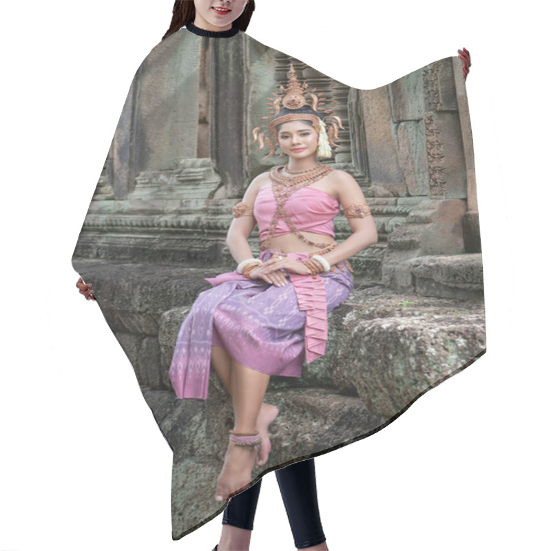 Personality  Woman Wearing Thai Dress That Made A Hand Symbol Hair Cutting Cape