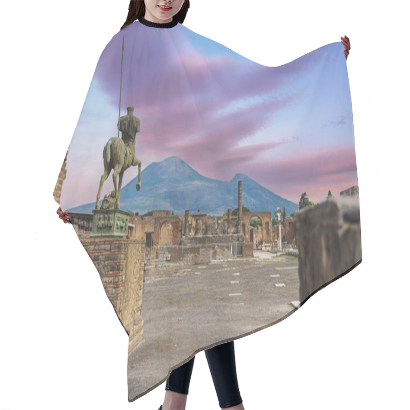 Personality  Centaur Statue In The Ruins Of The Ancient City Of Pompeii Hair Cutting Cape