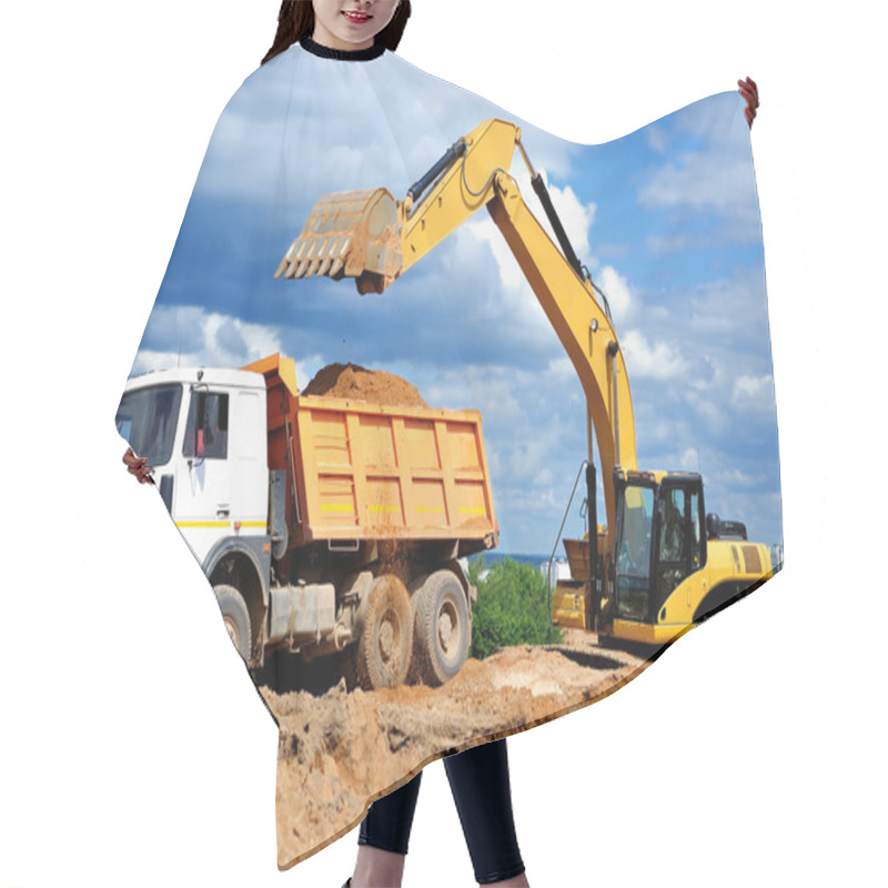 Personality  Excavator Loading Dumper Truck Hair Cutting Cape