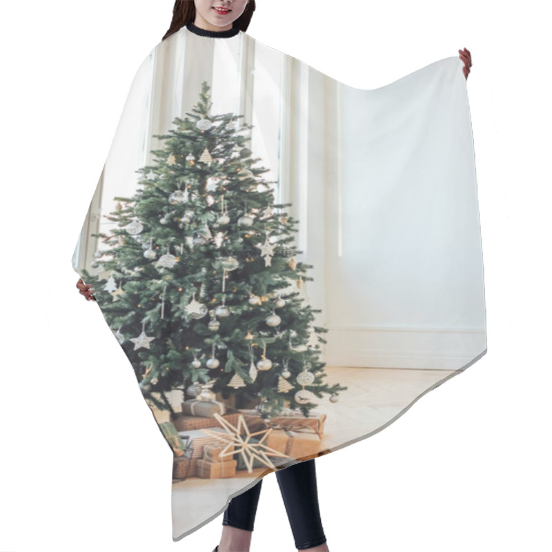 Personality  Decorated Christmas Tree With Gifts In Bright Living Room, Copy Space Hair Cutting Cape