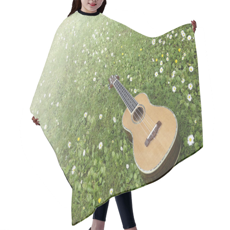 Personality  Ukulele Spring Dream Hair Cutting Cape