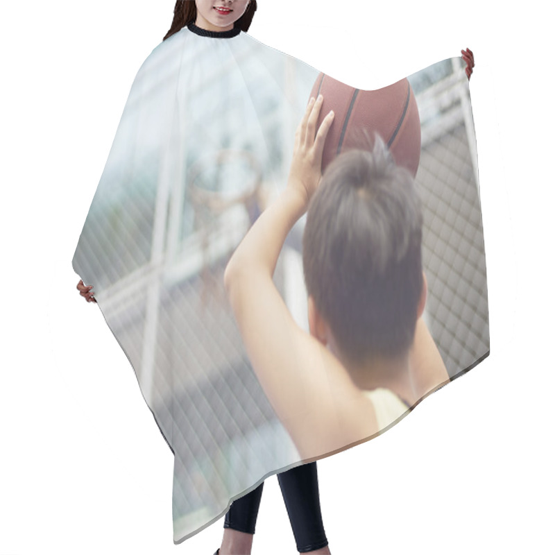 Personality  Boy Practicing Basketball Shooting Hair Cutting Cape