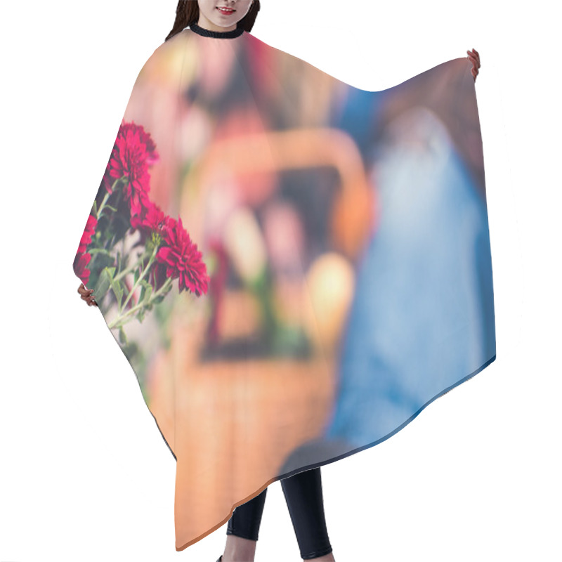 Personality  Beautiful Red Flowers In Sackcloth Hair Cutting Cape