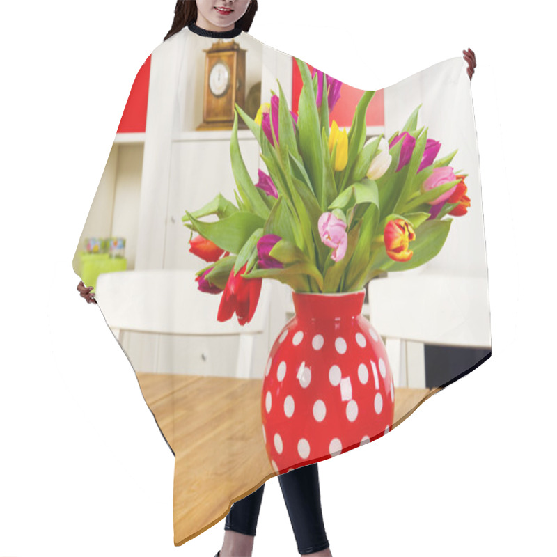 Personality  Tulips In Vase Hair Cutting Cape