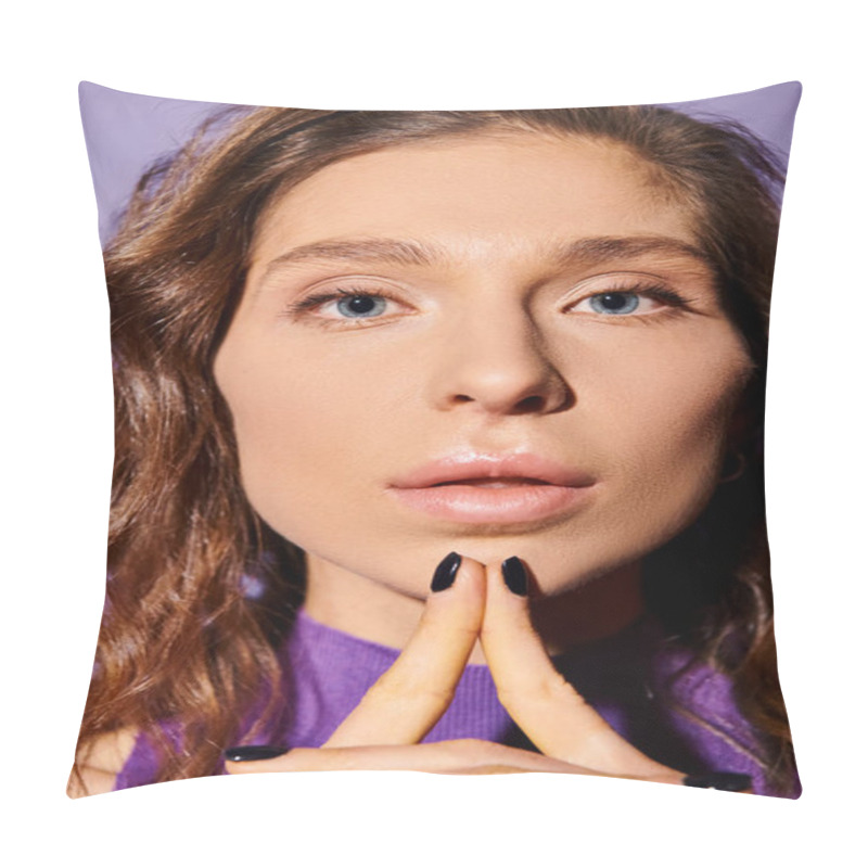 Personality  A Stylish Young Woman With Long Hair And Blue Eyes Gently Holds Her Hands Together, Exuding Grace And Tranquility. Pillow Covers