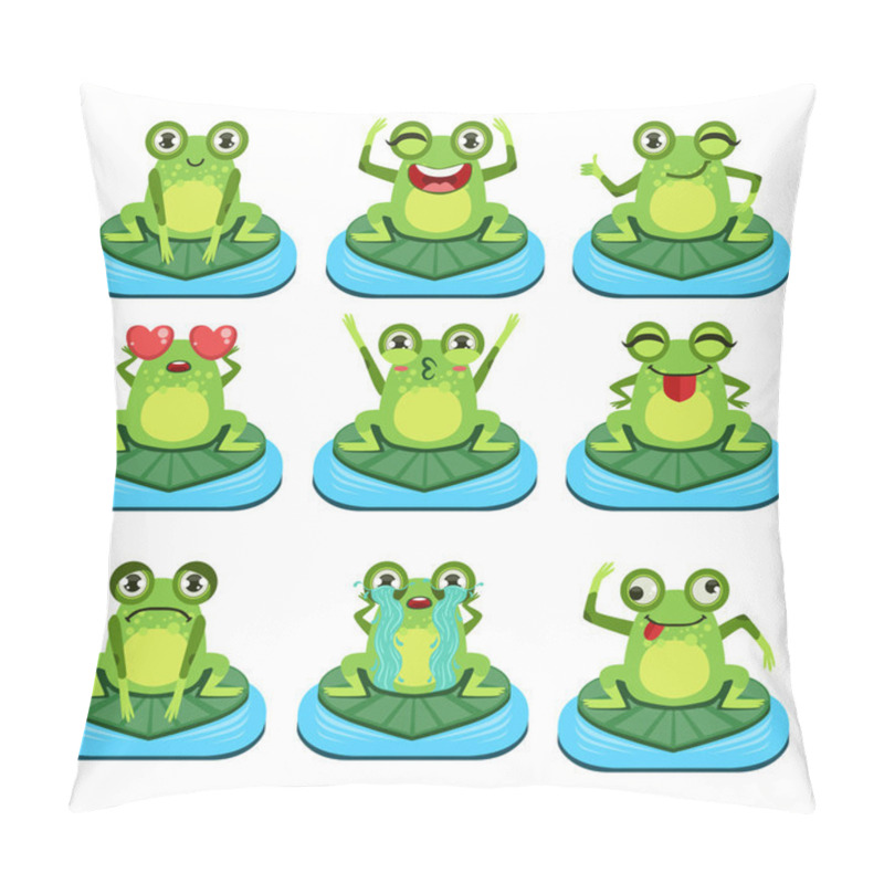 Personality  Frogs Sitting On Leaf Characters Set Pillow Covers