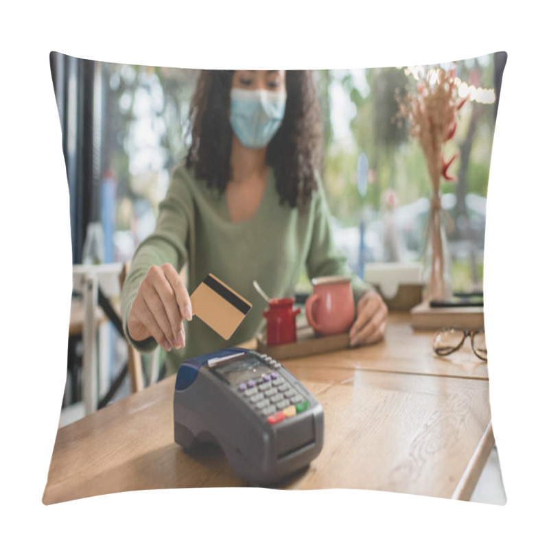 Personality  Credit Card Near Credit Card Reader In Hand Of African American Woman In Medical Mask On Blurred Background  Pillow Covers