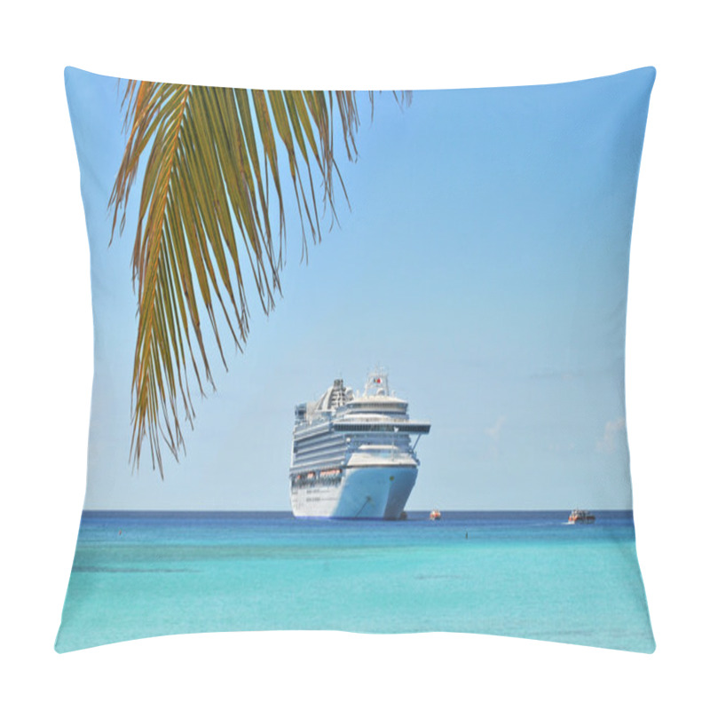 Personality  Palm Branch And Cruise Ship Pillow Covers