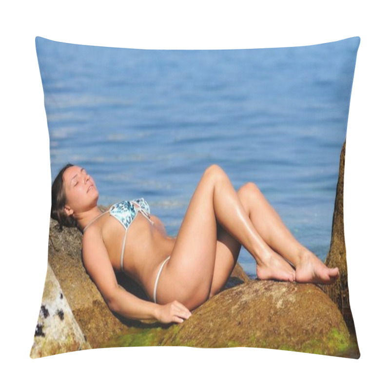 Personality  Girl In Swimsuit Posing On Big Boulder Pillow Covers