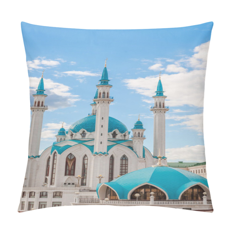 Personality  The Kul Sharif Mosque In Kazan Kremlin, Tatarstan, Russia Pillow Covers