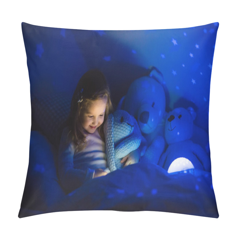 Personality  Little Girl Reading A Book In Bed Pillow Covers