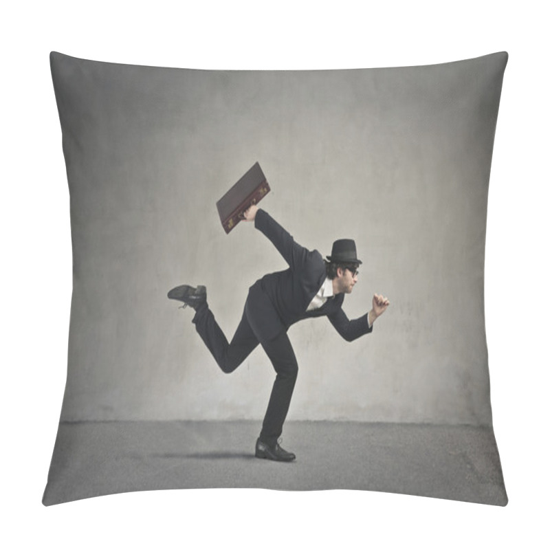 Personality  Labor Escape Pillow Covers