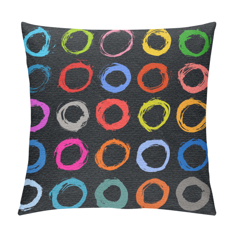 Personality  25 Circle Form Brush Stroke. Pillow Covers