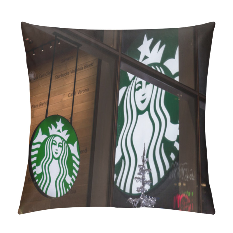 Personality  Starbucks  Pillow Covers