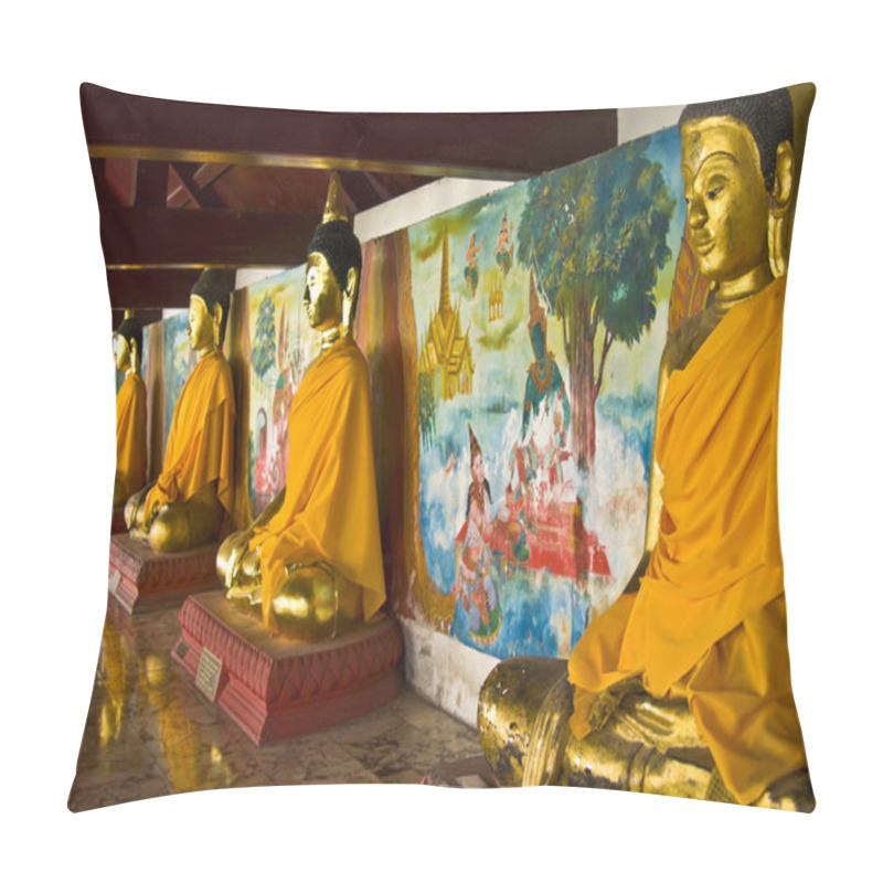 Personality  Many Golden Buddha Statues In The Temple Wat Mahathat Pillow Covers