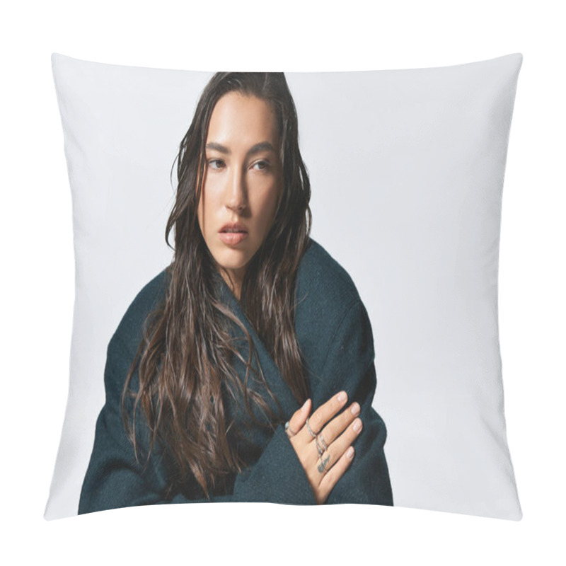 Personality  A Sophisticated Young Woman Exudes Elegance And Confidence In Stylish Attire While Posing. Pillow Covers