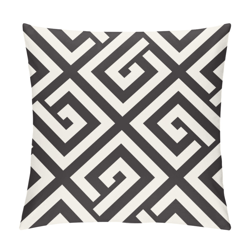 Personality  Hand Drawn Style Abstract Seamless Pattern In Black And White. Retro Grunge Freehand Jagged Lines Texture. Pillow Covers