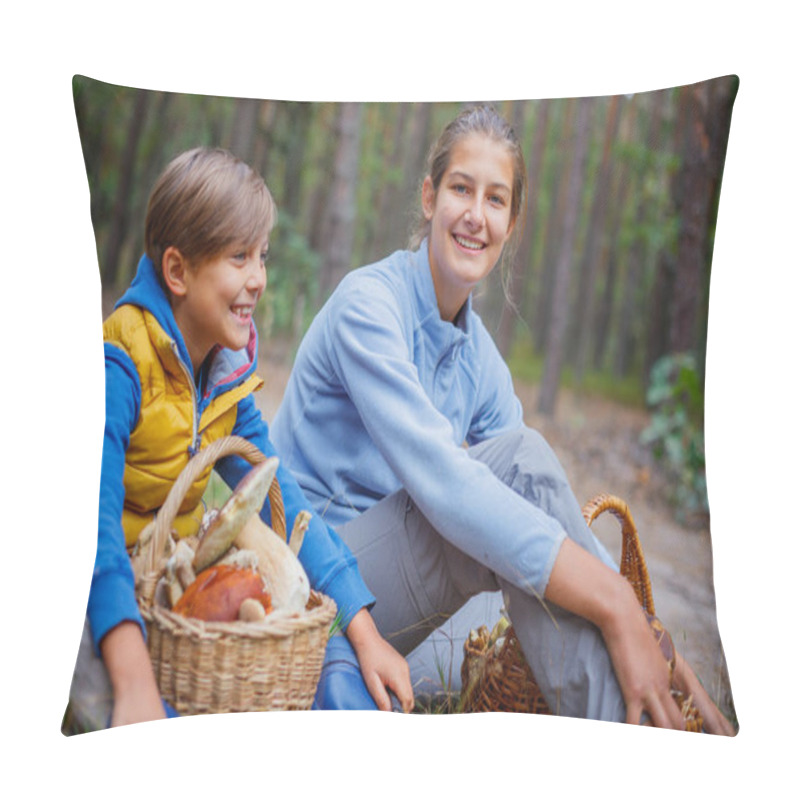 Personality  Mushrooms Picking, Season For Mushrooms - Lovely Kids With Picked Fresh Edible Mushrooms Pillow Covers