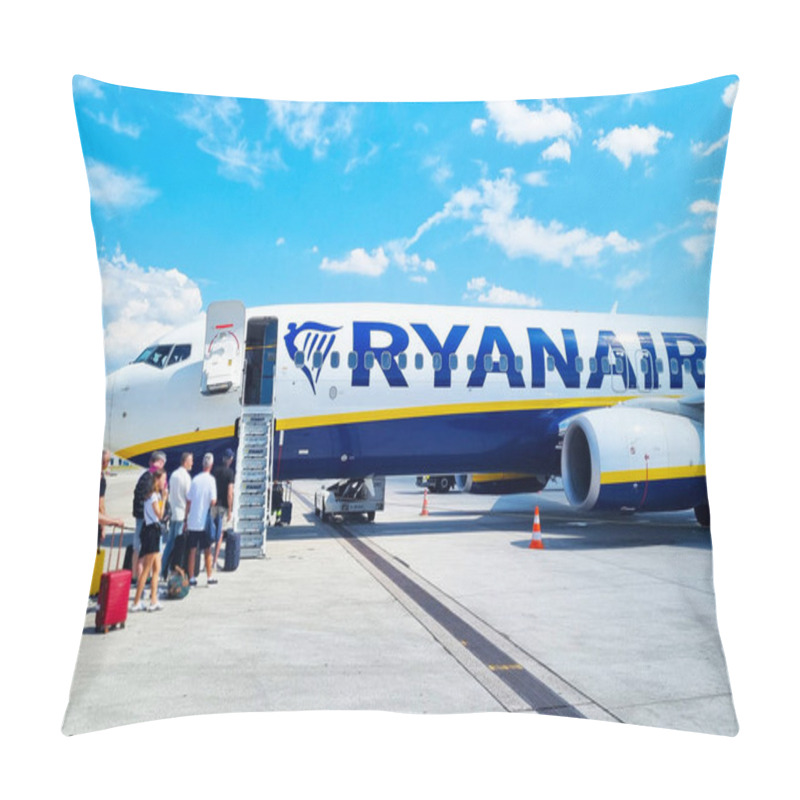 Personality  Wroclaw, Poland, June 28, 2024: Passengers Boarding A Ryanair Aircraft At The Airport, With Clear Skies And Bright Sunlight. The Airplane Stands Prominently On The Tarmac, Showcasing The Ryanair Logo, While People Prepare For Their Journey. Pillow Covers