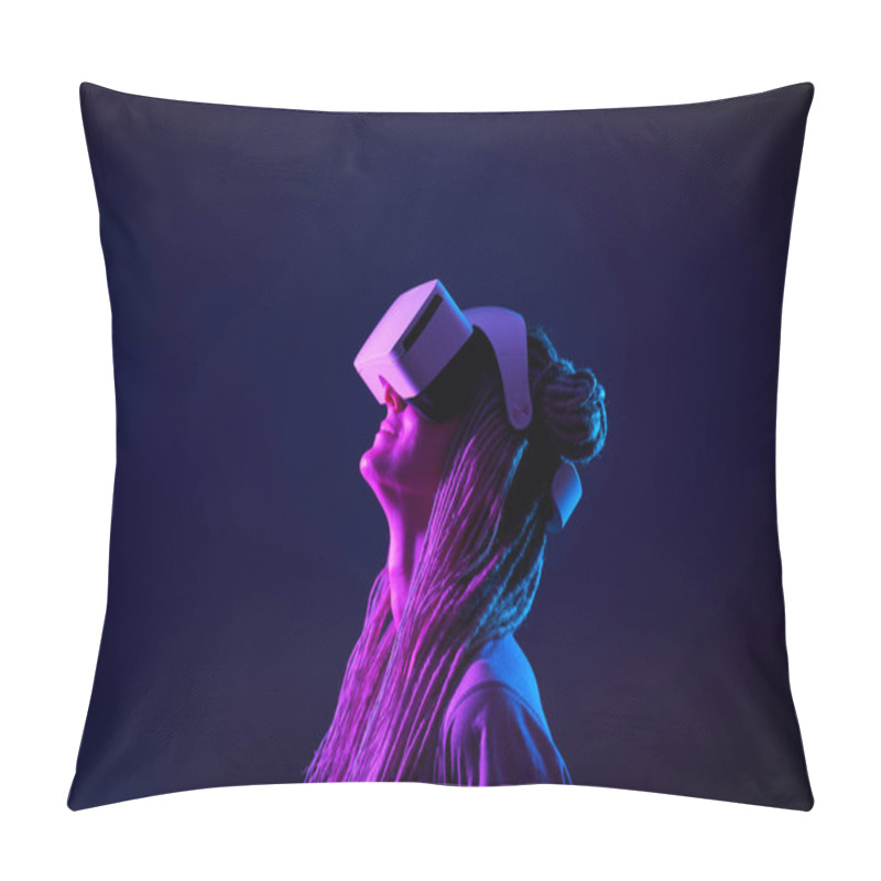 Personality  Woman Is Using Virtual Reality Headset. Neon Light Studio Portrait. Pillow Covers