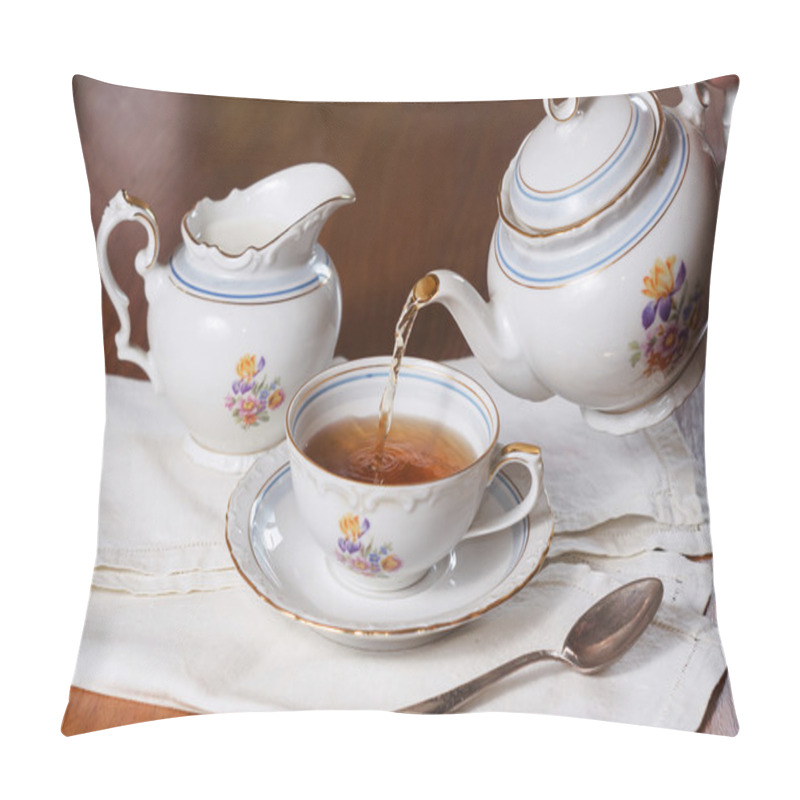 Personality  Tea Being Poured Into Cup, Tea Set On Wood Pillow Covers