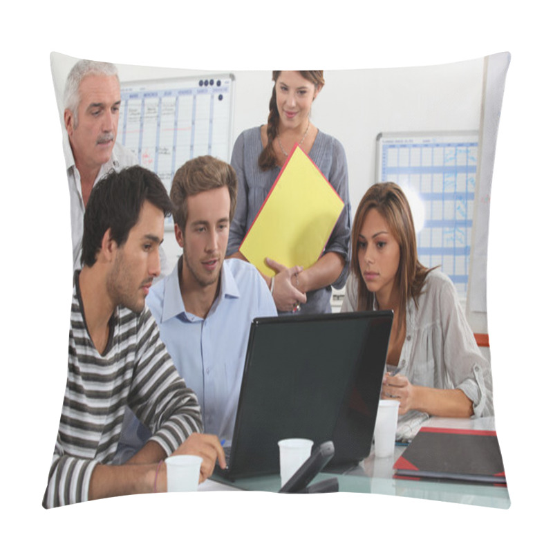 Personality  Young Team Working At A Laptop Pillow Covers