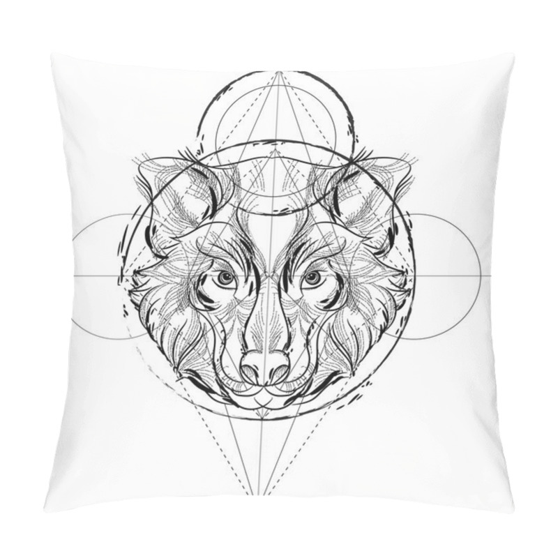 Personality  Wolf Head Low-poly Sketch. Pillow Covers