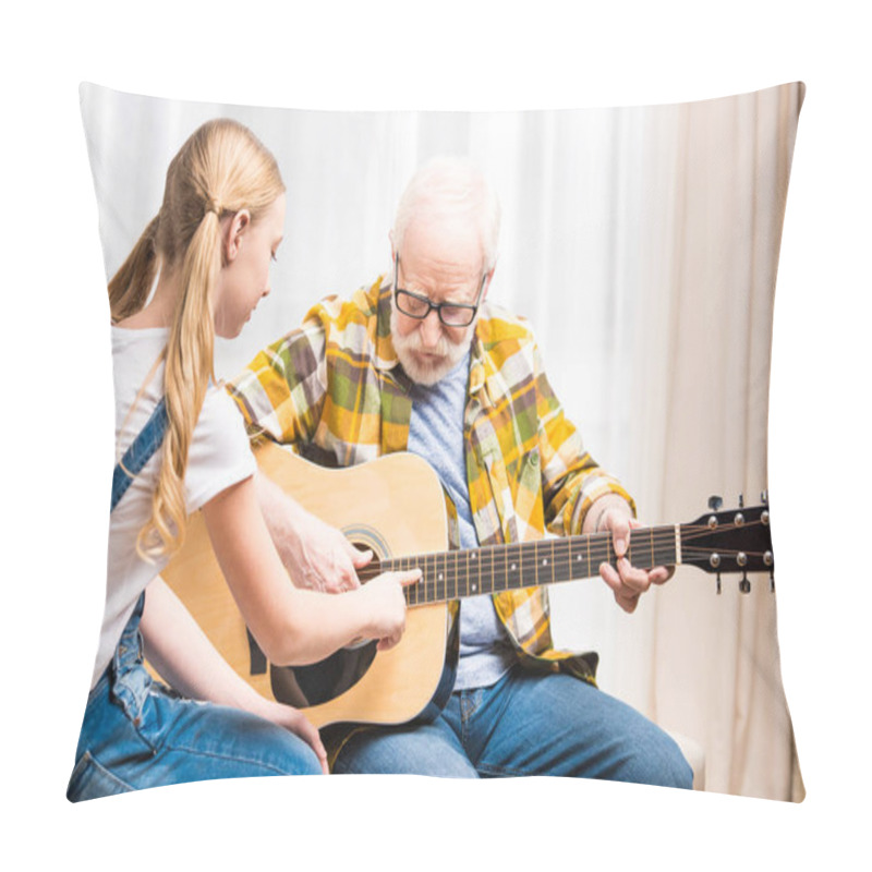 Personality  Grandfather And Granddaughter With Guitar Pillow Covers