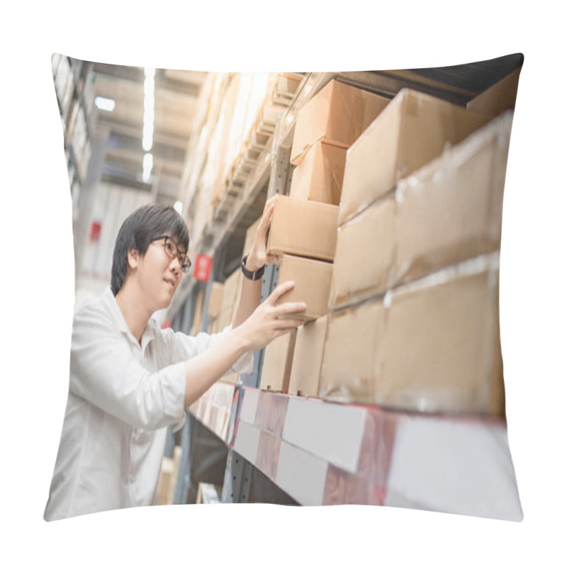 Personality  Young Asian Man Picking Paper Boxes In Warehouse Pillow Covers