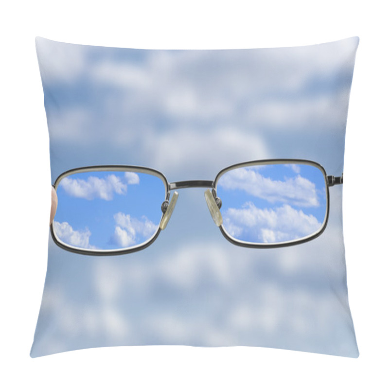 Personality  See The Sky Through Glasses Pillow Covers