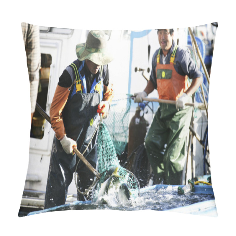 Personality  Fishermen At Seaport Pillow Covers