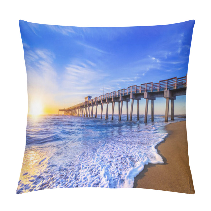 Personality  The Famous Pier Of Venice While Sunset, Florida Pillow Covers