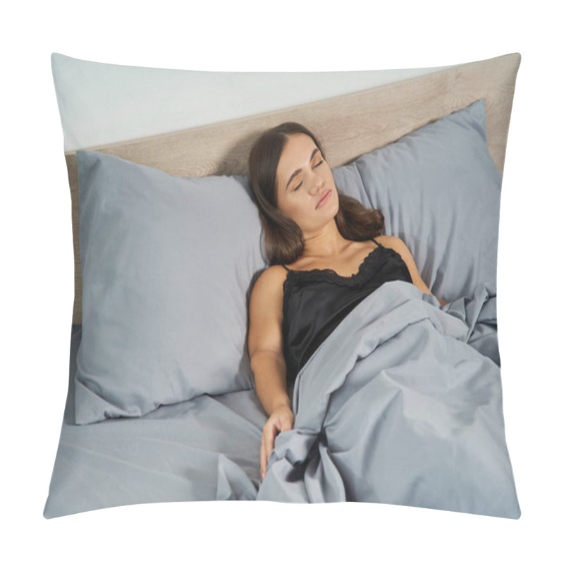 Personality  A Young Brunette Woman, Who Is A Little Person, Enjoys A Tranquil Moment Wrapped In Soft Blankets At Home. Pillow Covers