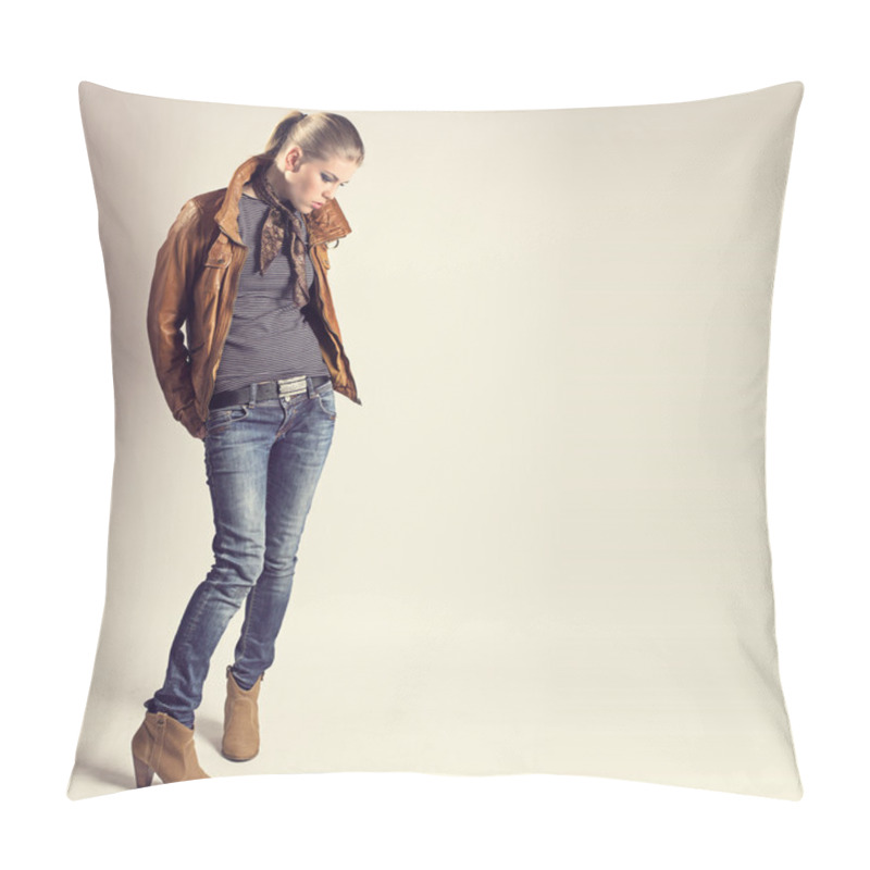 Personality  Fashion Girl Pillow Covers