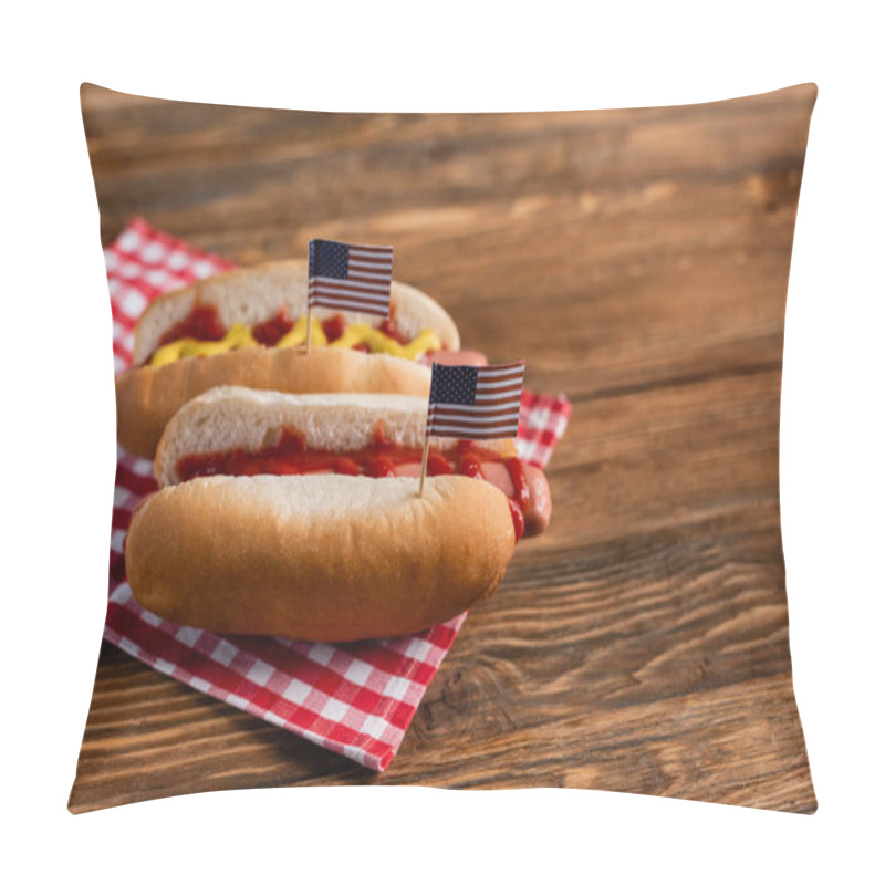 Personality  Tasty Hot Dogs With Small Usa Flags On Wooden Surface Pillow Covers