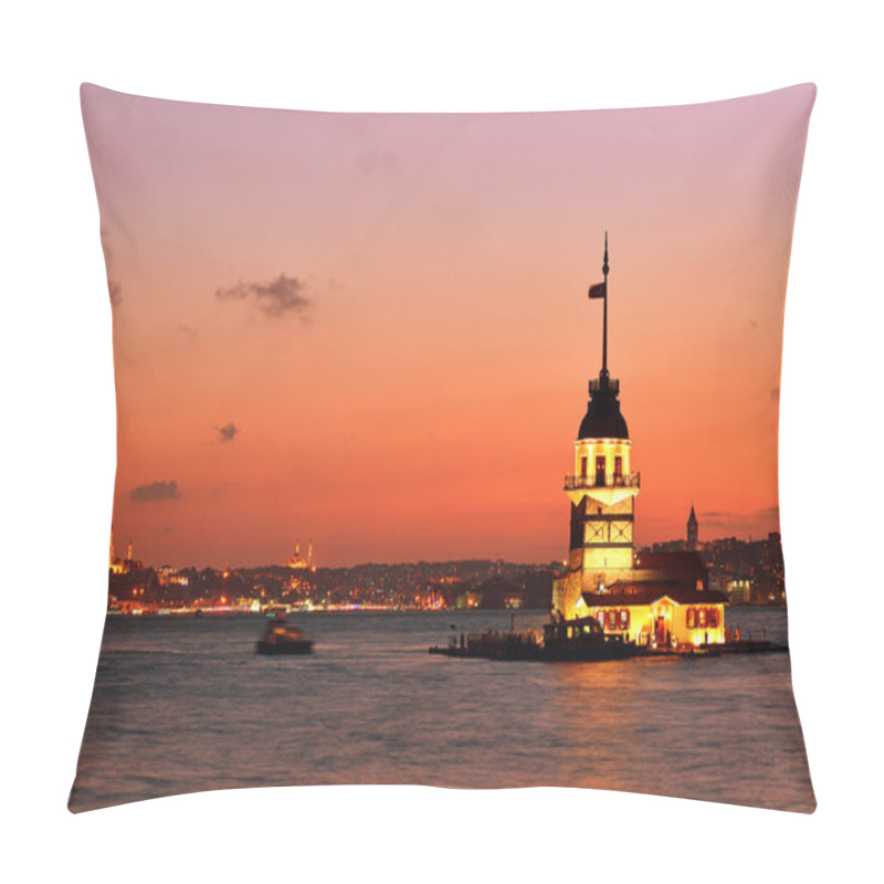 Personality  Maiden's Tower View At Night. Istanbul Turkey Pillow Covers