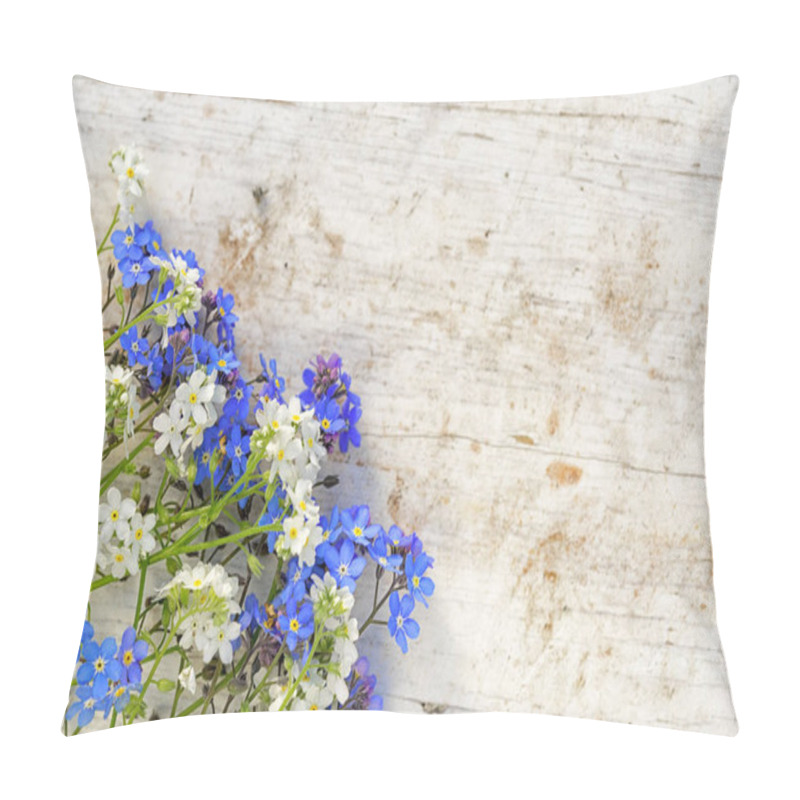 Personality  Forget-me-not Flowers Frame On An Old Wooden Background With Copy Space Pillow Covers