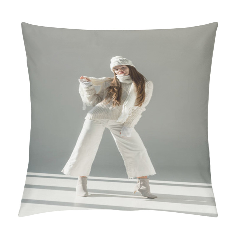 Personality  Attractive Woman In Fashionable Winter Sweater And Scarf Posing On White Pillow Covers