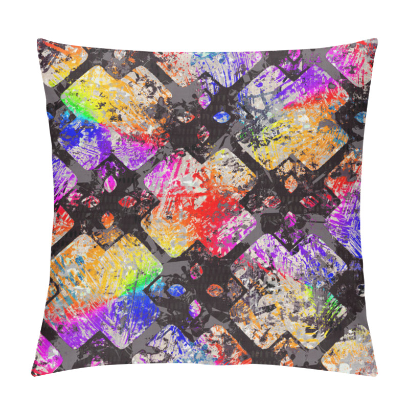 Personality  Seamless Vibrant Rainbow Painted Texture. Bold Psychedelic Neon Artistic Background. Washed Crayon Scribble Imperfect Brush Stroke Pattern. Funky Colorful Camo Abstract. Fun Art All Over Print Pillow Covers