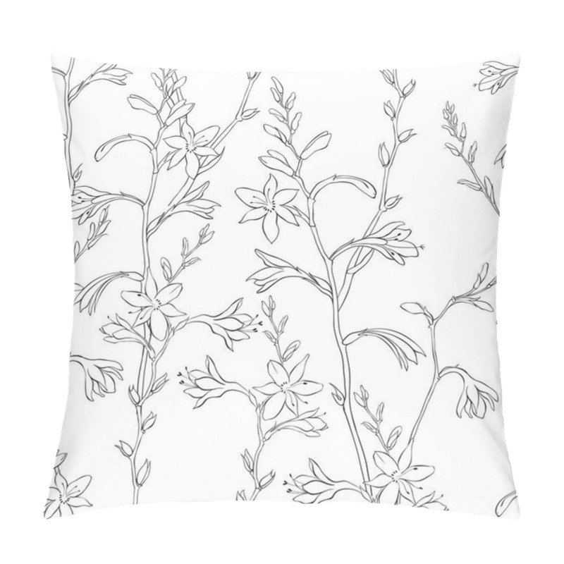 Personality  Outline Floral Pattern With Montbretia. Pillow Covers